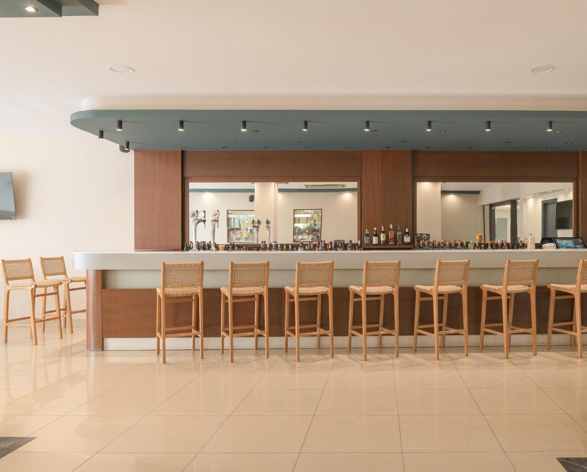 Sergios Hotel Херсонисос Екстериор снимка